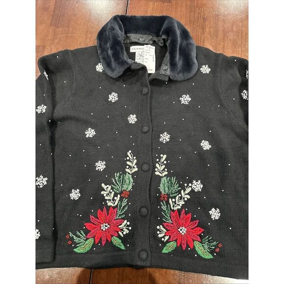 victoria jones christmas sweater - Picture 1 of 5